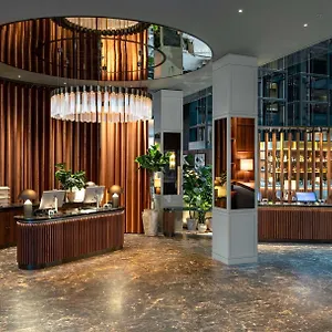 Radisson Blu Zurich Airport كلوتان