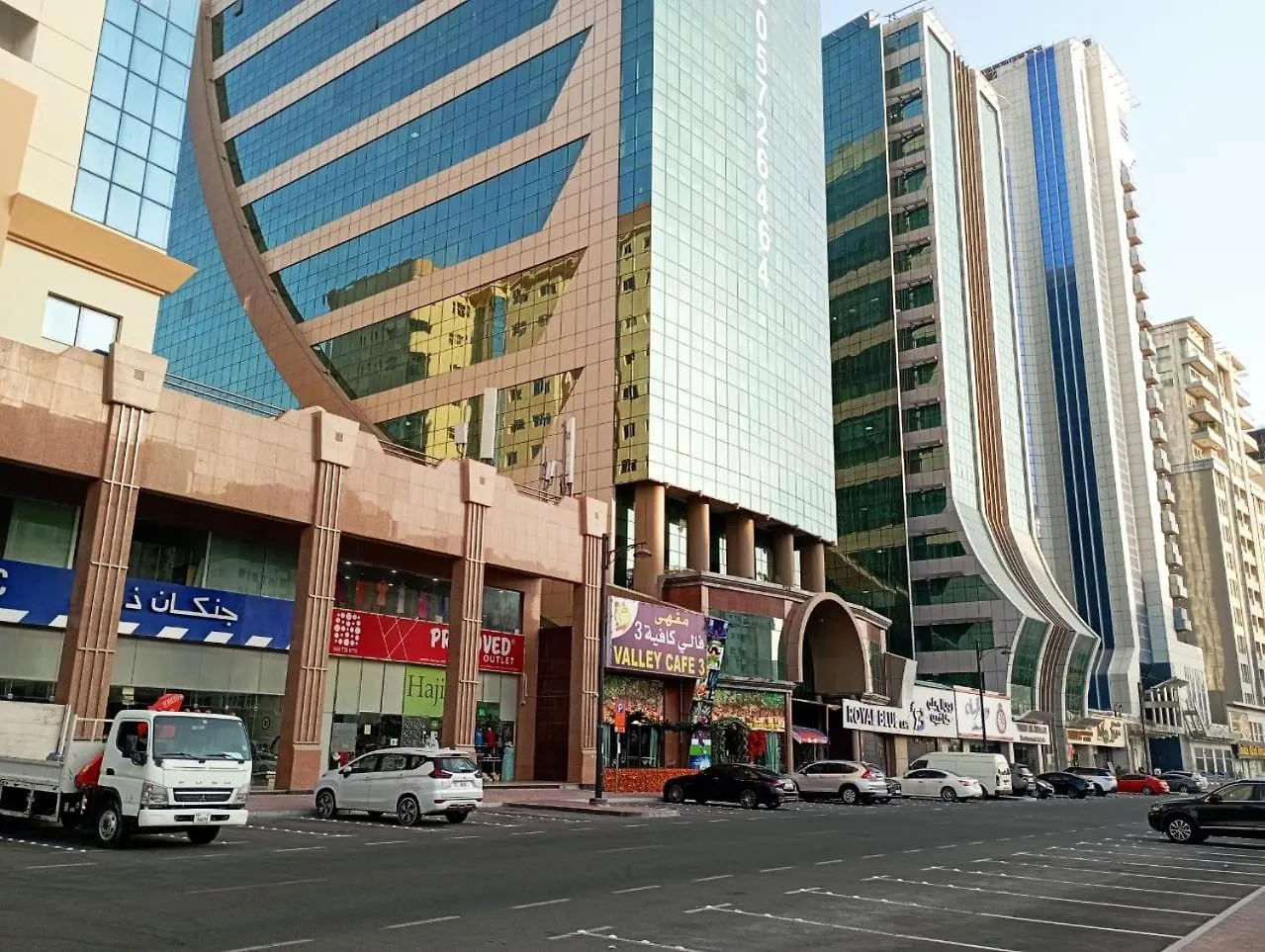 Lägenhet Marbella Holiday Homes - Al Nahda 2Bhk Dubai Förenade Arabemiraten